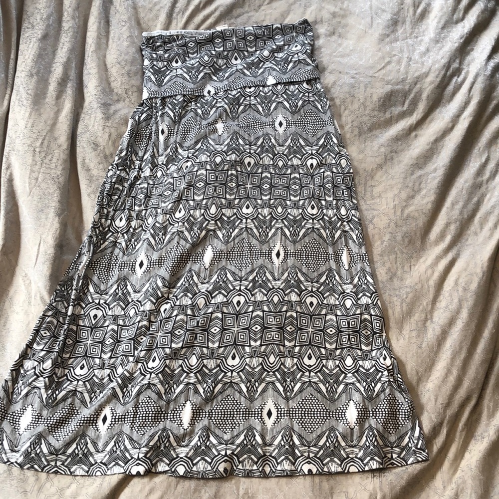 Roxy maxi skirt